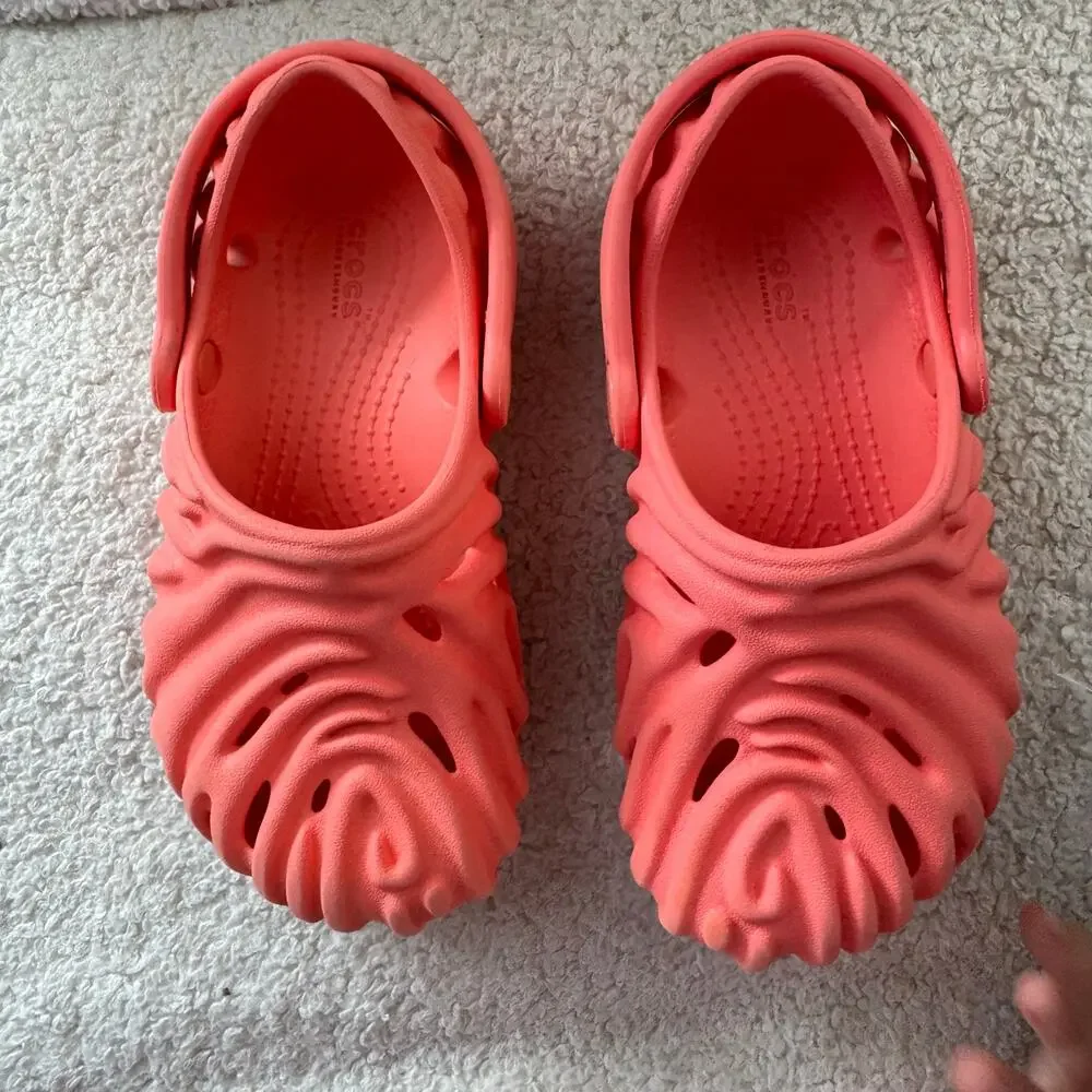 CROCS size 9c
